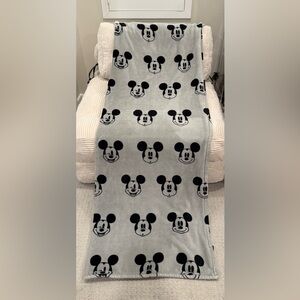 Disney Mickey Mouse Fleece Throw Blanket | Gray and Black | Soft | Adorable